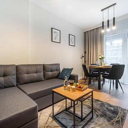 Kasprzaka29 Tower - View, 9th Floor, Balcony, Targi Expo - By Rentujemy Apartment