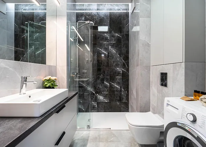 Kasprzaka29 Tower - View, 9th Floor, Balcony, Targi Expo - By Rentujemy شقة *